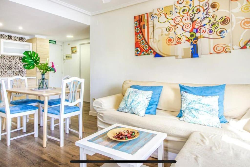 Torrevieja La Mata Primera Linea Playa Экстерьер фото